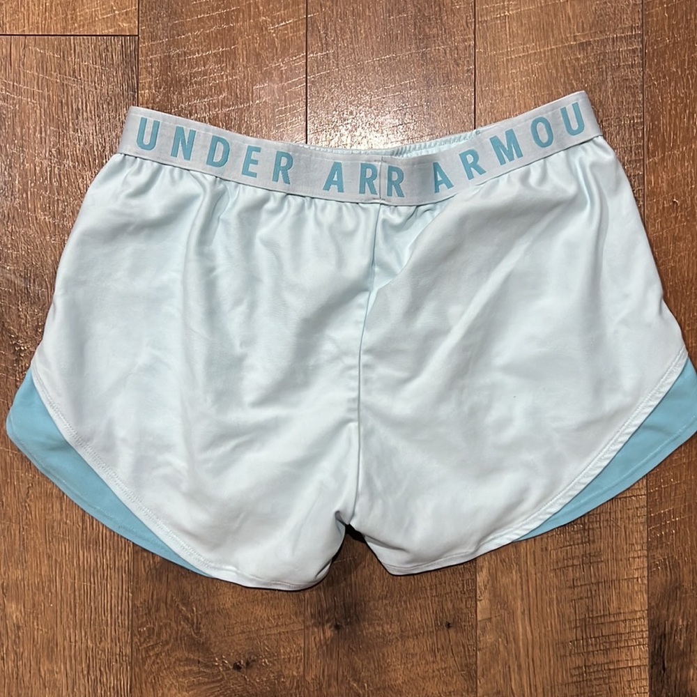 Under Armour Women’s Play Up Shorts - Picture 2 of 7